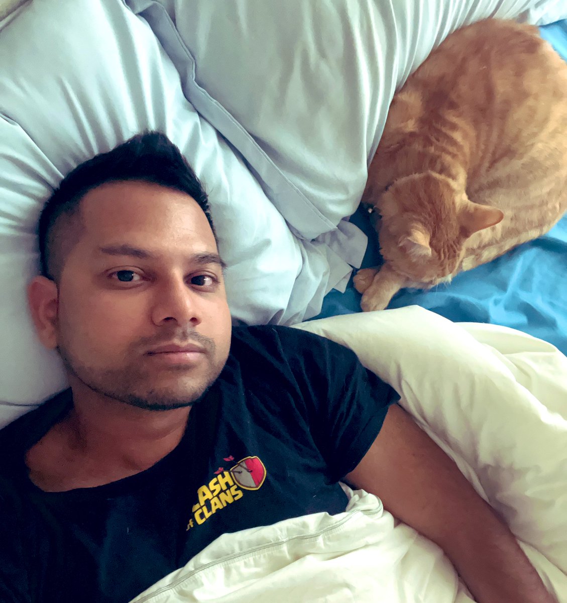AshClashYT's tweet image. When you wake up with someone next to you 😻