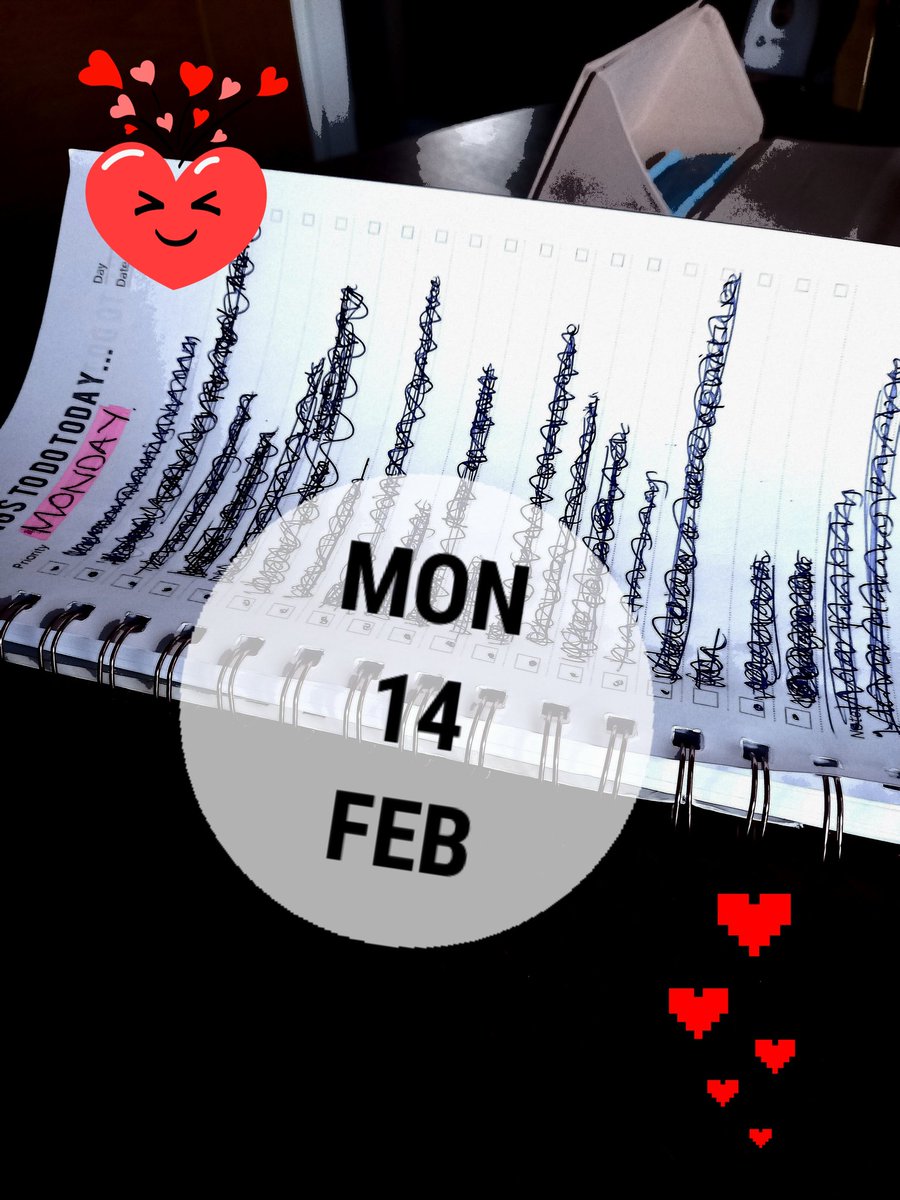 Lisa McCabe tweet media