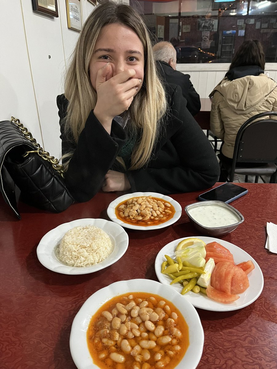 BatuhanKekec's tweet photo. Kaliteli bir happy valentine’s day yemegi oluyor https://t.co/nP5Jt92ZsG
