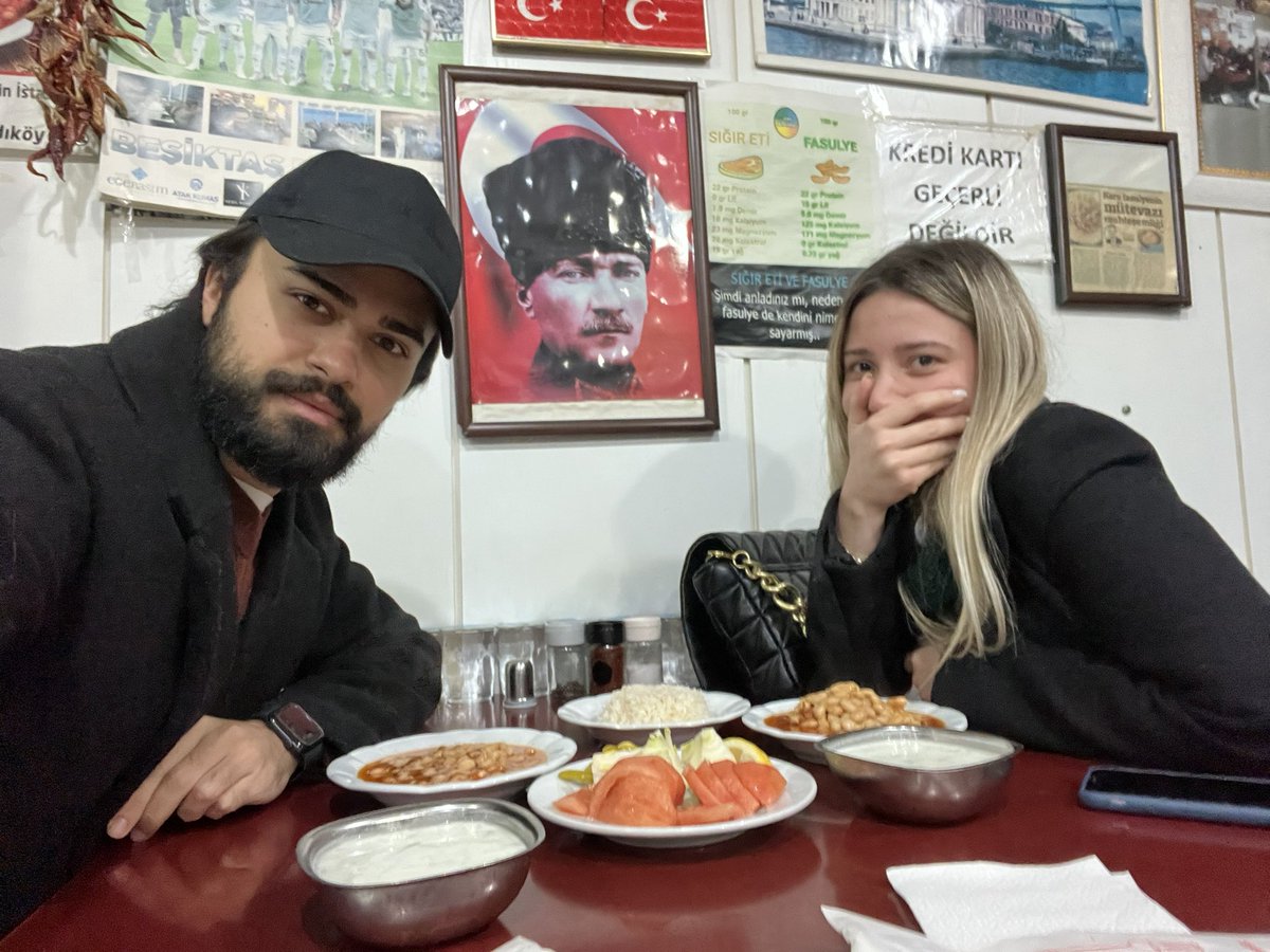 Kaliteli bir happy valentine’s day yemegi oluyor