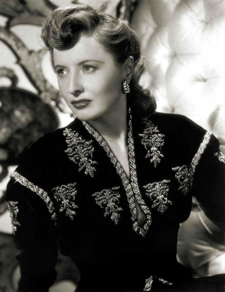 Whatcha doin' on #ValentinesDay2022, lover? How 'bout spending it with the wenches. Watch a flick with us. Might we suggest #TheStrangeLoveofMarthaIvers on this day for lovers? Subscribe now on Youtube. #DisastertotheWench