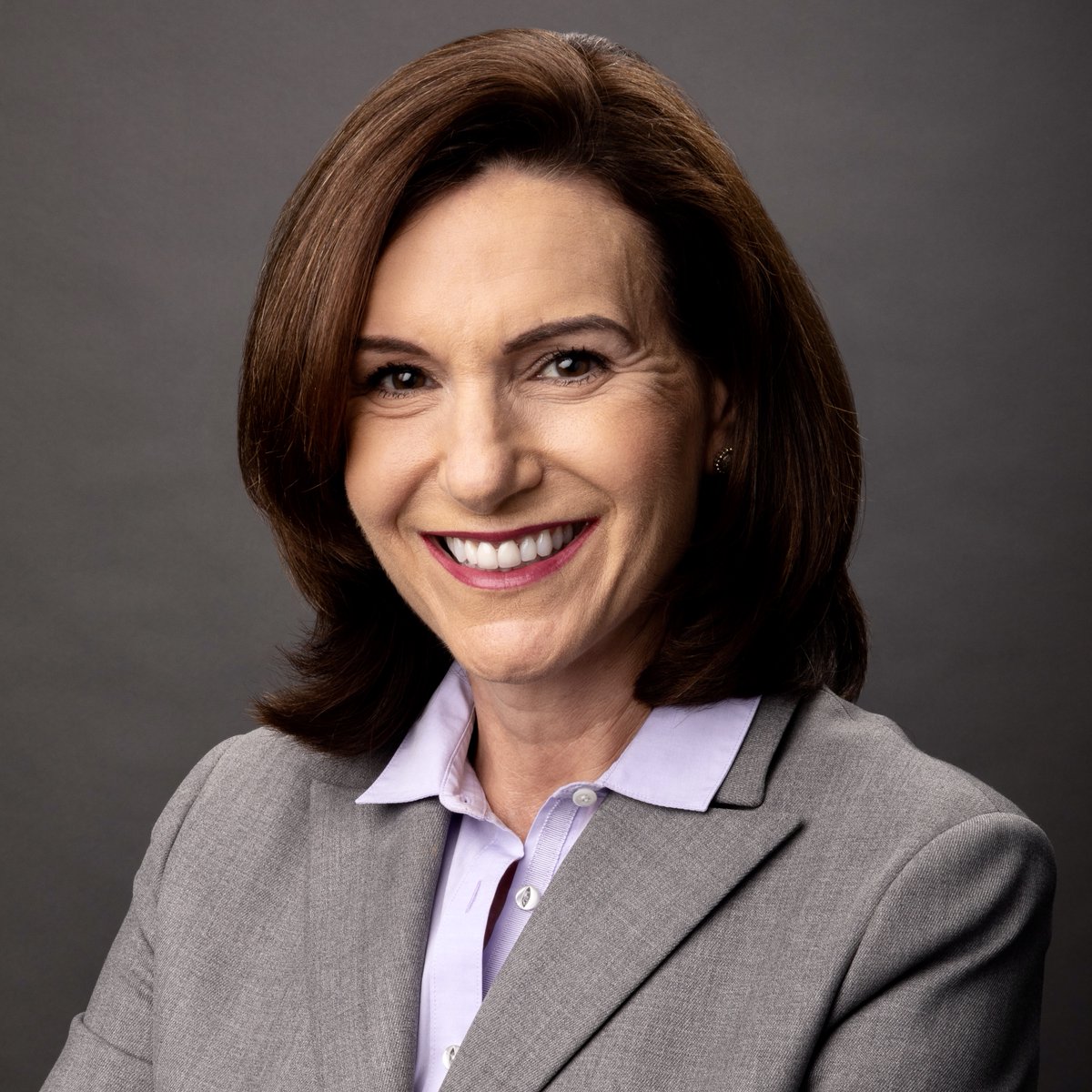 DallasAssembly's tweet photo. We are thrilled to introduce the New Class of 2022!

Shara McClure, Divisional Senior VP at BlueCross BlueShield of Texas.

What do you love most about Dallas?
I love Dallas's residents are so welcoming! As a newcomer 8 years ago, it didn't take long for Dallas to feel like home. https://t.co/dbkzw8pvsi