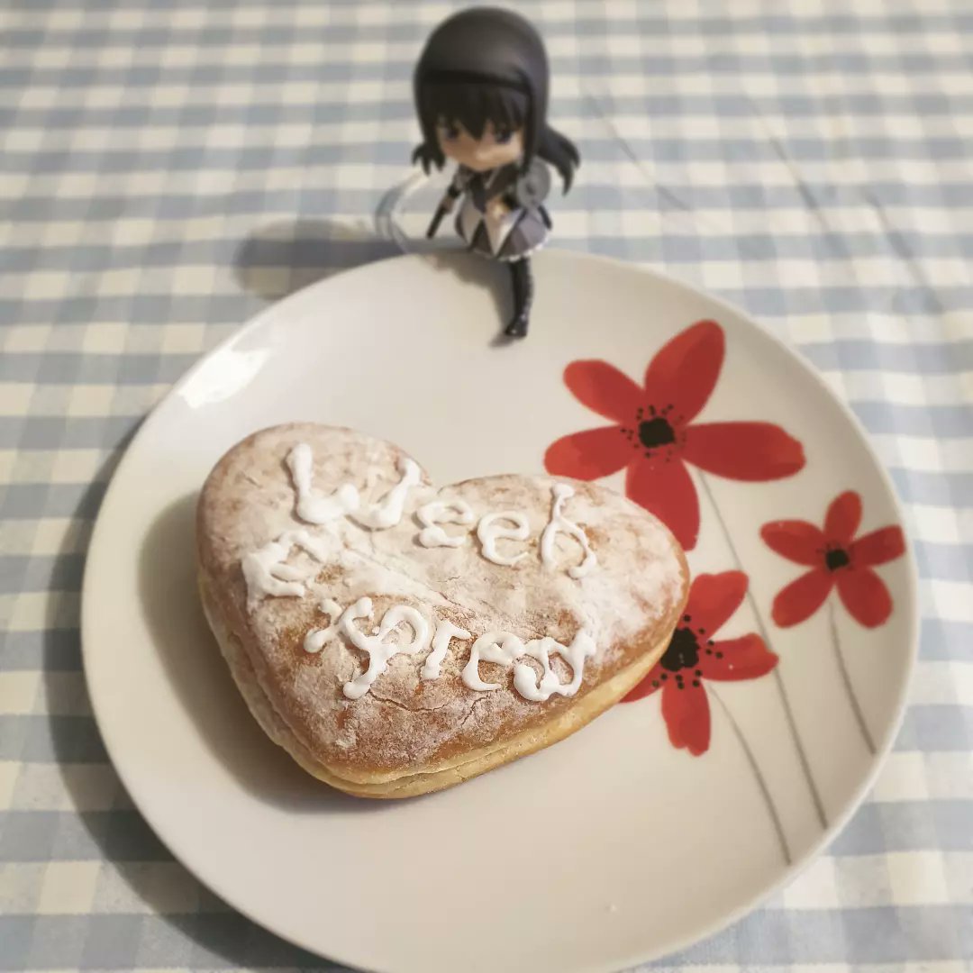 WeebExpress's tweet photo. Happy Valentine's Day 💕
Alone on Valentine's Day?
Don't worry, Weeb Express's got you covered. Order a waifu/Husbando figure from Weeb Express today using our special 10% discount code- AiYo. Valid until midnight.
(Writing on doughnut isn't easy...)
#WeebExpress #MadokaMagica https://t.co/XEBINBiY60
