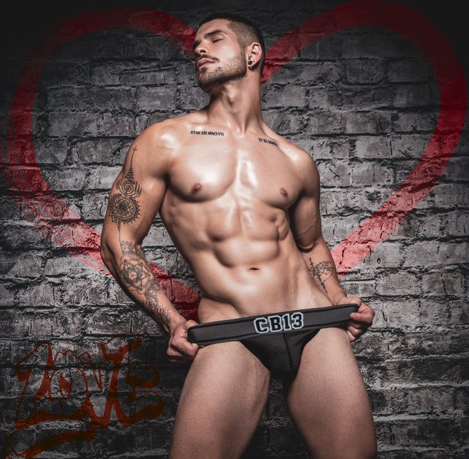 1 pic. Spread Love - Happy Valentines ?? @AlisonNonato by @PaulJamnicky 
.
@hotfitmenonly @HotDudesNude