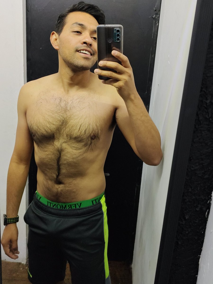 bryantfashion's tweet photo. Así mi dia de San Valentín.
#14defrebrero 
#loveislove 

🤪😍🤭🍑🏋️ https://t.co/xKISv1AhDh