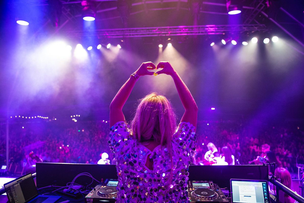 Happy Valentines Day you lovely lot!💘✨