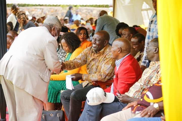 OleItumbi's tweet photo. STARTING today Hustlers have started speaking from their towns, villages, farms, garages, boda boda shades ,shopping centres.

Soon campus fields, concerts, creative economy spaces and Online. 

@WilliamsRuto

#UchumiKwanza

#HustlerNation https://t.co/l114tS5zqo