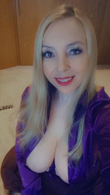 Purple satin love 💖 it xx https://t.co/VEu1RNXTg3<a href="/tag/boots"class="tags"><span>#boots</span></a><a href="/tag/redhot"class="tags"><span>#redhot</span></a>