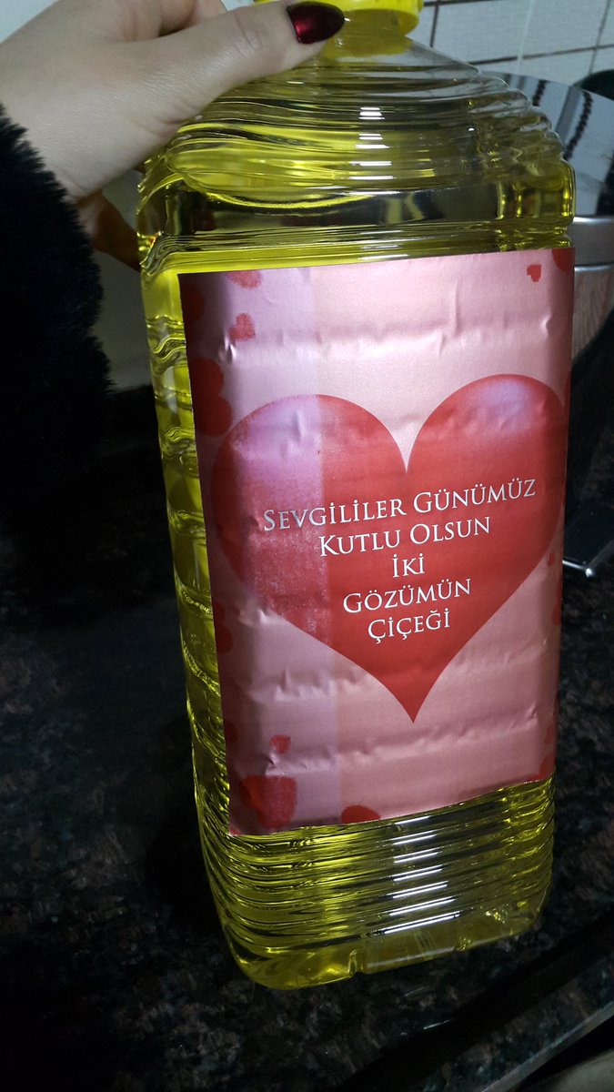 artiselen's tweet photo. Bence çok hoş 💕#SevgililerGünü https://t.co/gDgO8hjcmY