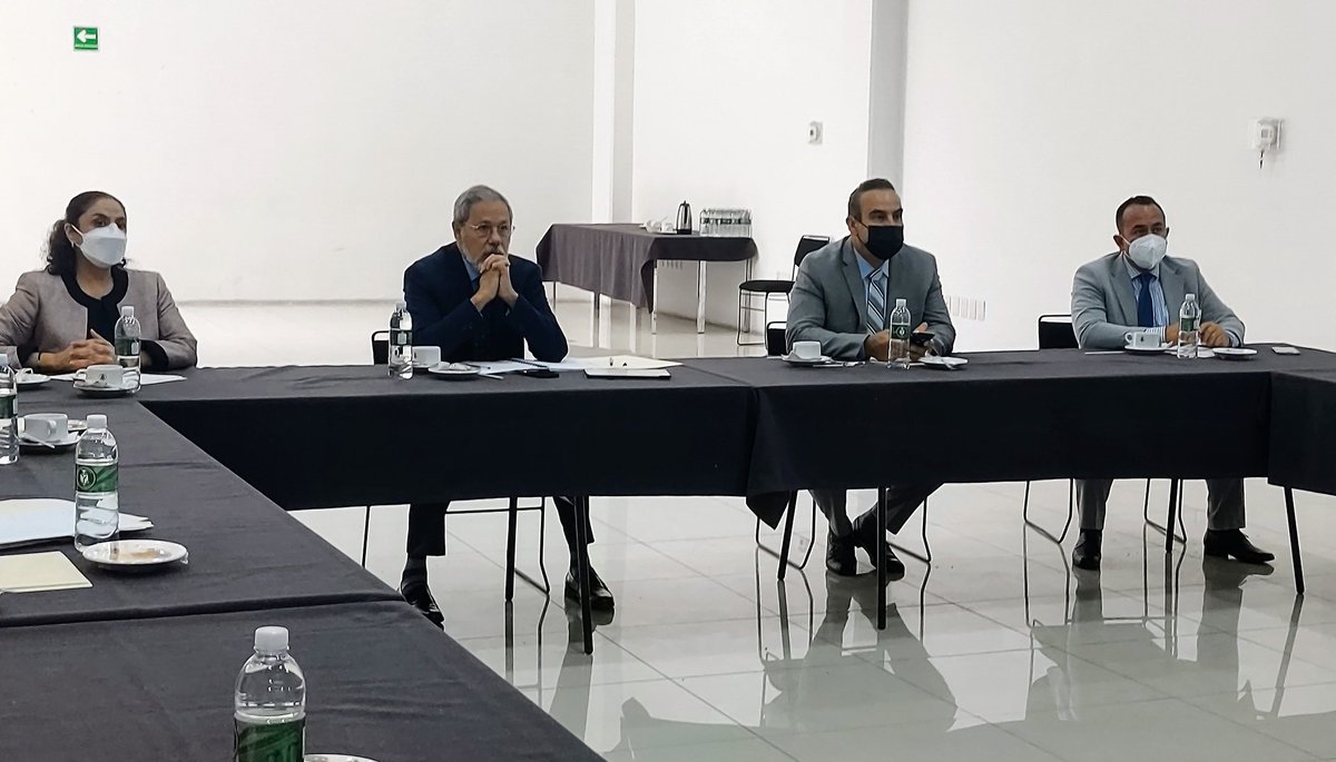 jcmarquezreg's tweet photo. Se llevó a cabo una mesa de trabajo con el Colegio de Notarios sobre el desarrollo y beneficio de la nueva plataforma de avisos notariales y búsquedas testamentarias; creada por #PROSOC #Respaldo #Eficiencia  a la voluntad del testador y certeza al patrimonio de las familias. https://t.co/Ak5hCHsoYg