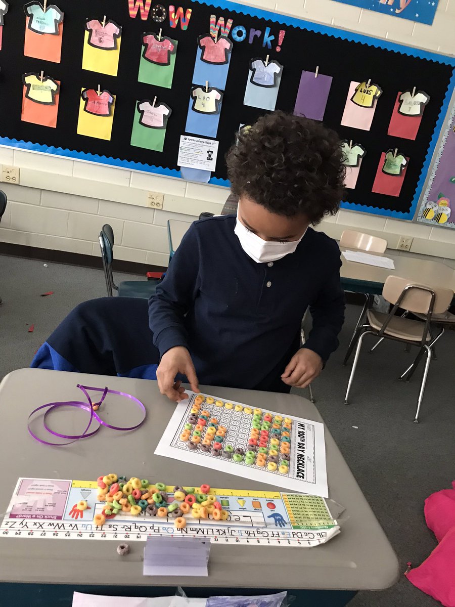 SAJHLibrary's tweet photo. Look whose counting the days! It all adds up to fun learning. #100DaysofSchool https://t.co/408ZZQ3p4I