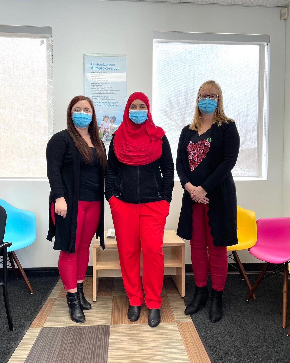wpginsbrokers's tweet photo. It’s Spirit Week at Winnipeg Insurance Brokers and today is Valentine’s Day colours! 

Thanks to our team members for joining in the fun!

Tomorrow is Sports Jersey Day!!

#teamwork #spiritweek #funatwork #winnipeginsurance https://t.co/MOVTk4BU2U
