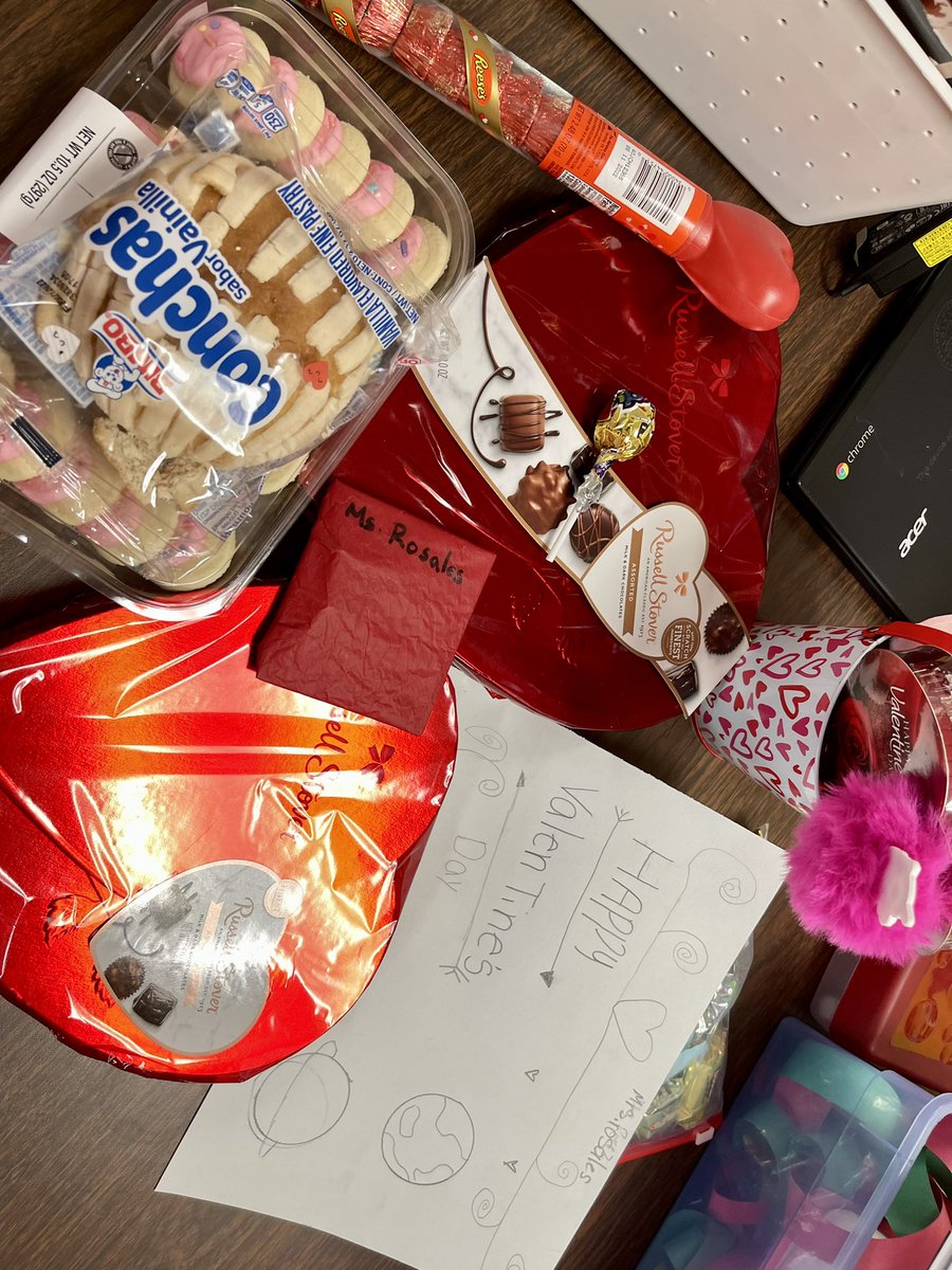 montoyatrev24's tweet image. My class is definitely full of sweethearts !!!❤️🥰#WEshine #Wilsonelementary #Kidsdeserveit