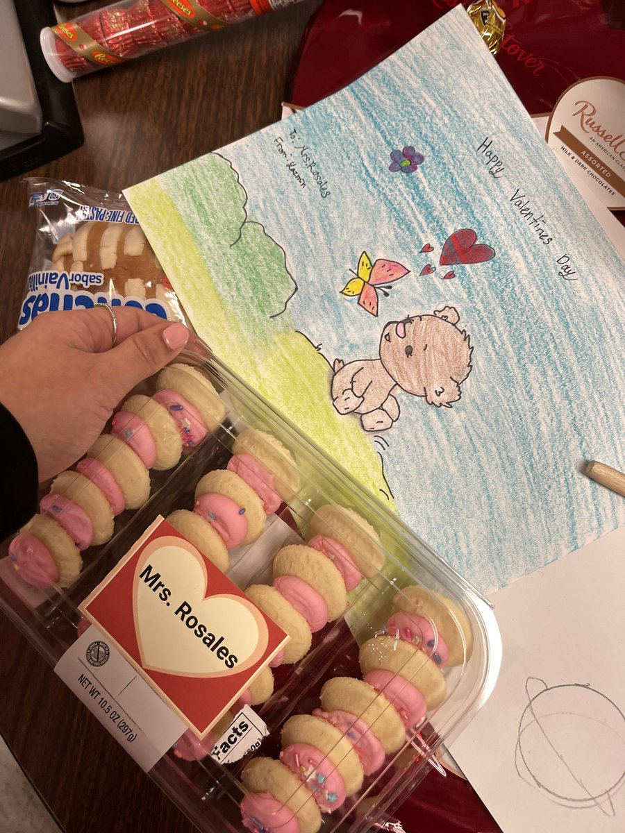 montoyatrev24's tweet image. My class is definitely full of sweethearts !!!❤️🥰#WEshine #Wilsonelementary #Kidsdeserveit