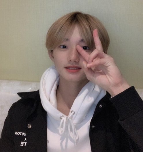 wonbinlook tweet picture