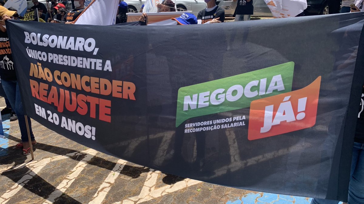 Sintrajud's tweet image. Reposição da inflação não é aumento. Correção monetária não é ganho, nem lucro, nem vantagem. Temos esse direito! #ReajusteJaServidores