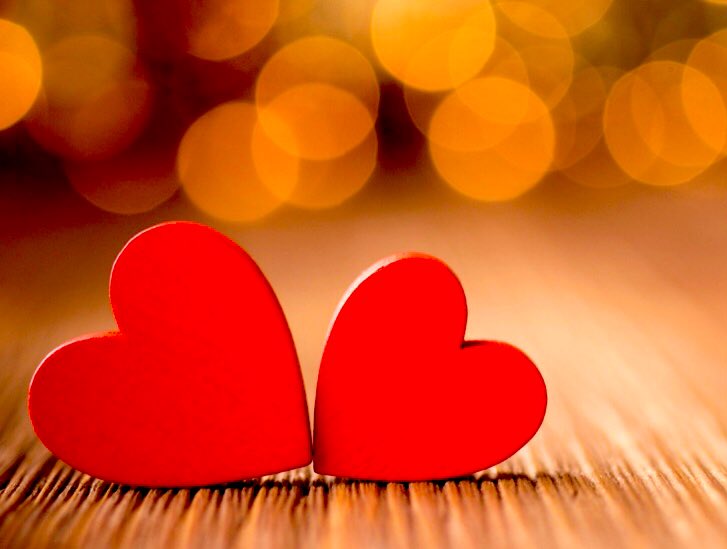 Всё ещё нет настроения и желания продолжать вести Твиттер, но в такой праздник я не хочу молчать. Поздравляю всех с Днём Святого Валентина. Особенно тебя, <a href="/MiraVenger/">Mira Venger</a>. Выздоравливай, не надо болеть. Я люблю тебя и очень скучаю, несмотря ни на что. Тем более на какие-то там ссоры.