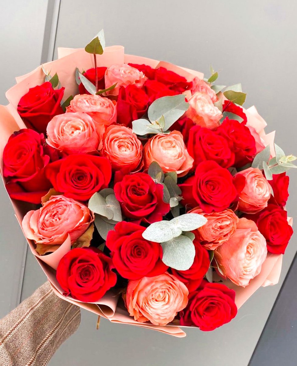 StraccioRico's tweet image. We love what we do because of customers like you. Wishing you a Happy Valentine's Day. ❤️ Enjoy 20% off our entire store until midnight. Use code “BEMINE” at checkout. 

#stackyourstyle #charmedboutique #boutiquesales #boutiquebowsforsale #andboutiquesales #onlineboutique