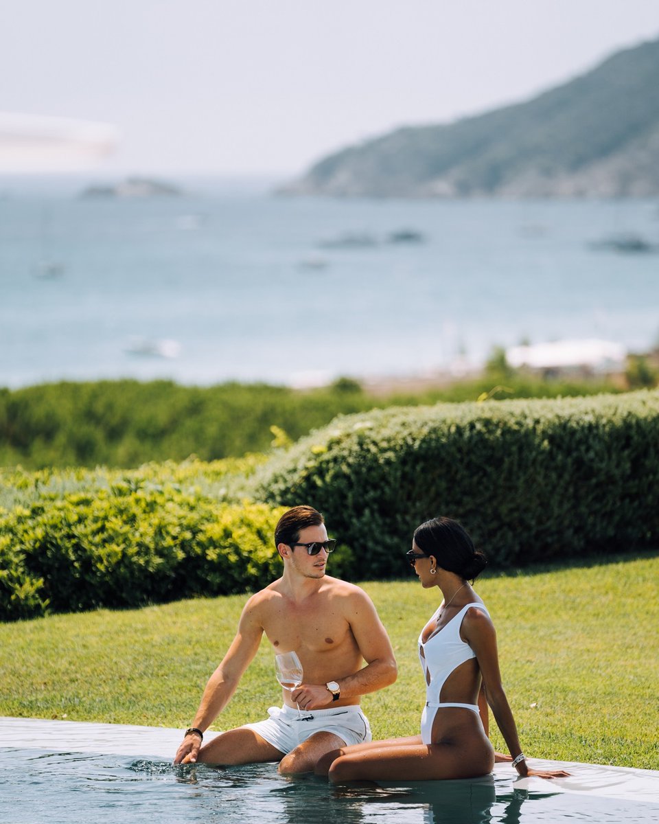 sttropezhouse's tweet photo. From St Tropez, with love - Happy Valentines Day!

📌Villa Ama https://t.co/vok3ZOUmNW