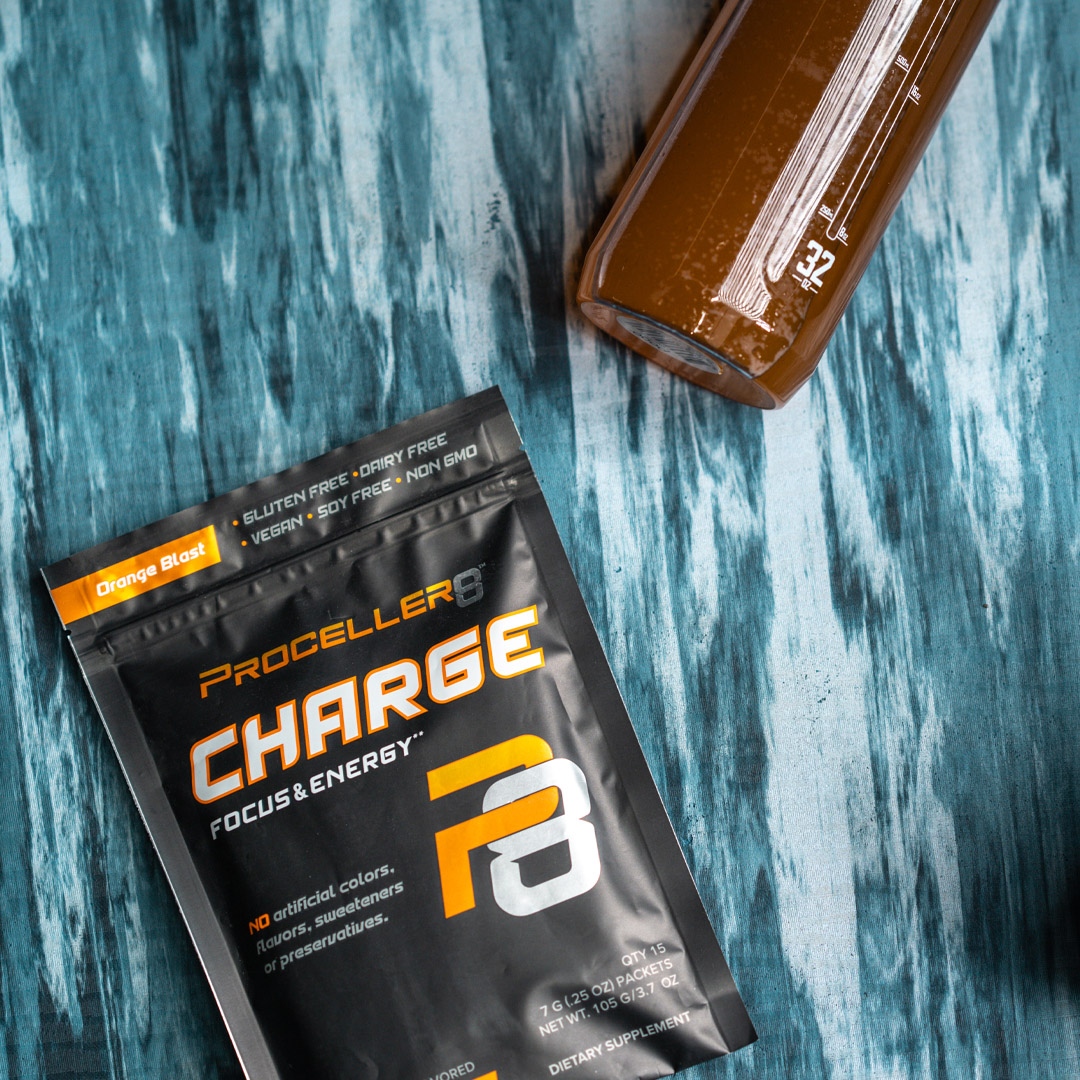 Begin your day the best way: with movement and Proceller8! Fuel your morning movement with all-natural energy from our Charge sticks. ⚡  #Proceller8 #P8 #Expect2Win bit.ly/ShopChargeStic…