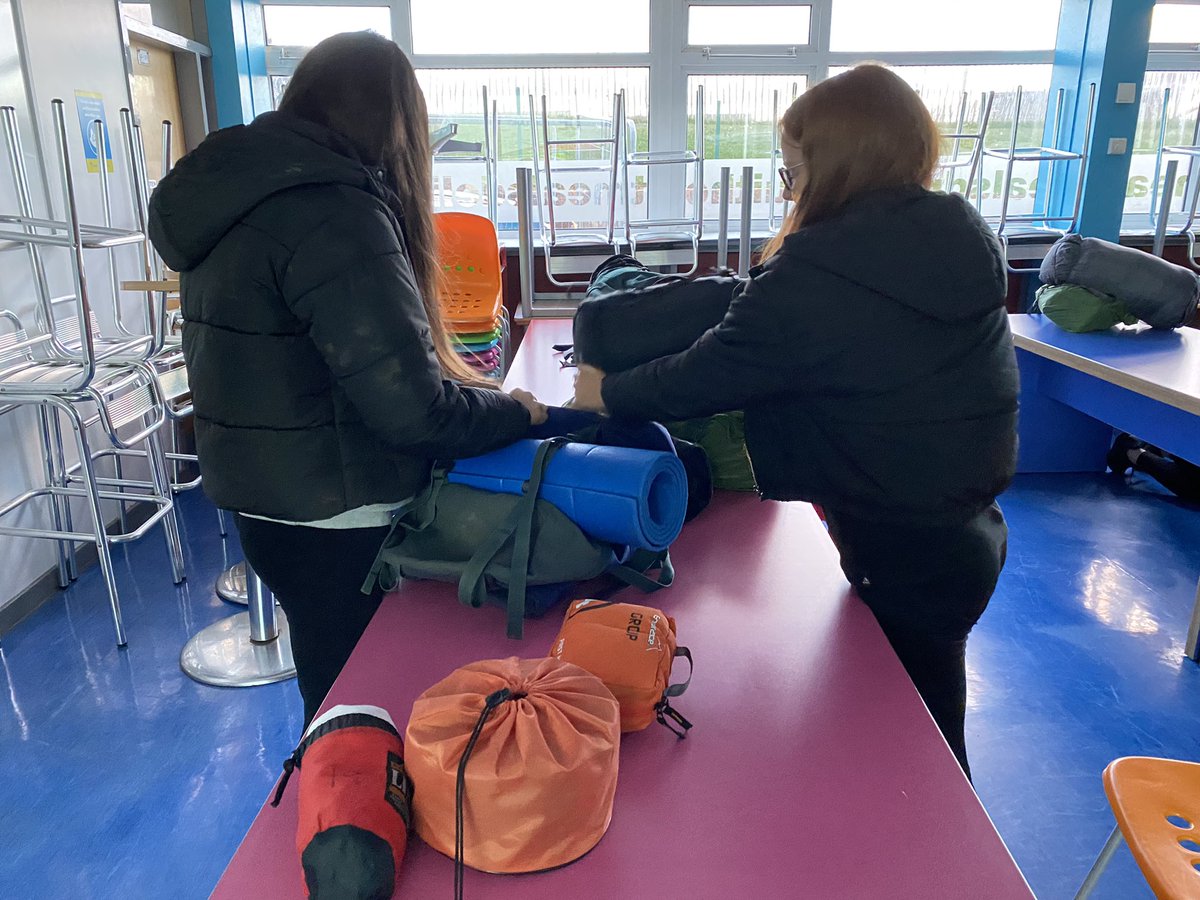 PHS_OutdoorEd's tweet photo. Another night of DofE training tonight! Well done to those who participated & a huge thank-you to our new volunteers Ross & Felicity!
Tonight we looked at kit and an intro to setting up tents!
#dofe #kitsession #tents
@DofEScotland @DofEChrisOO @PKCEducation @sheenadevlin https://t.co/cQrSV8okJE