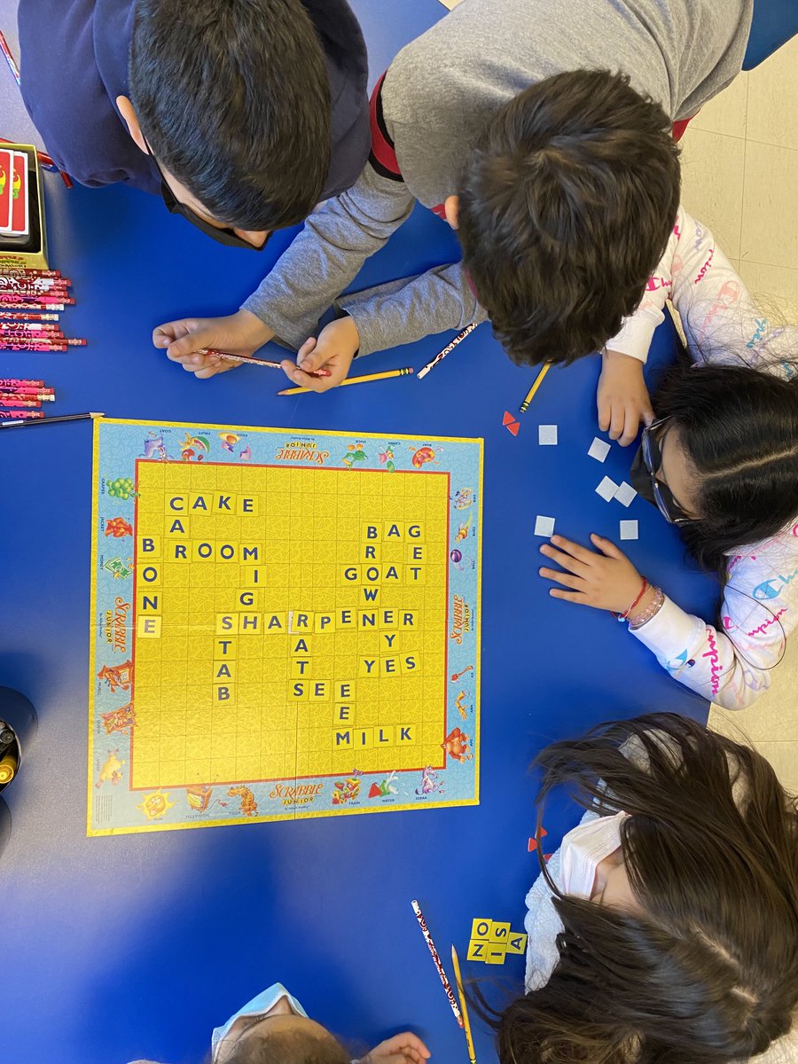 PillaPower2026's tweet photo. Learning how to play Scrabble on Global Play Day! #languagebuilding #vocabulary #spelling #engagedlearners #makingmemories @MontebelloEagle https://t.co/vchhDM7y1K