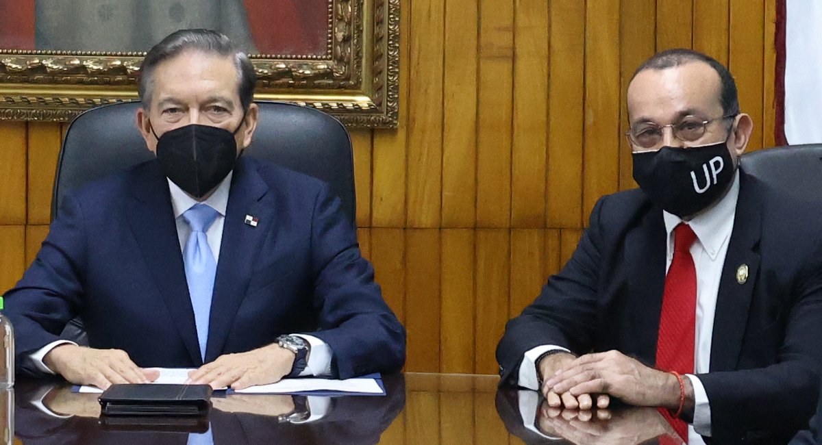 semanario7's tweet photo. Presidente Cortizo confirma ejecución de trámites para iniciar construcción de la nueva sede de la Facultad de Medicina de la UP.

https://t.co/1dQGR7gDL9
#UPsemanario #Medicina #primeracasadeestudiossuperiores #educacion https://t.co/2gaS5cObRG