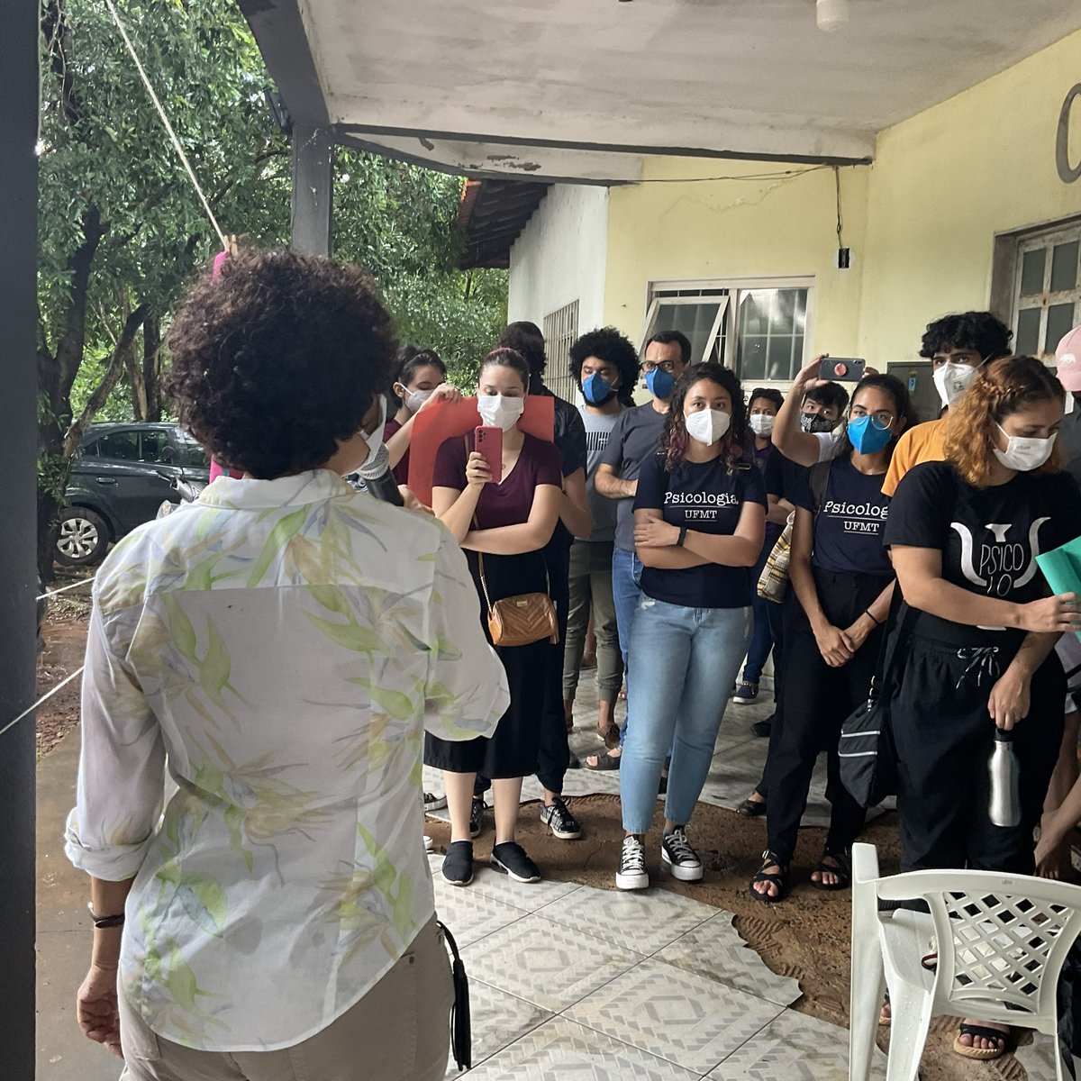 RobinsonCireia's tweet photo. Ato em defesa do CAPSI, dos servidores e servidoras públicas! A equipe é fundamental. Saúde mental tem que ser prioridade! #CapsiResiste #EquipeUnida #Cuiaba #SUS #EmDefesaDoSUS https://t.co/eukfqCsIh0