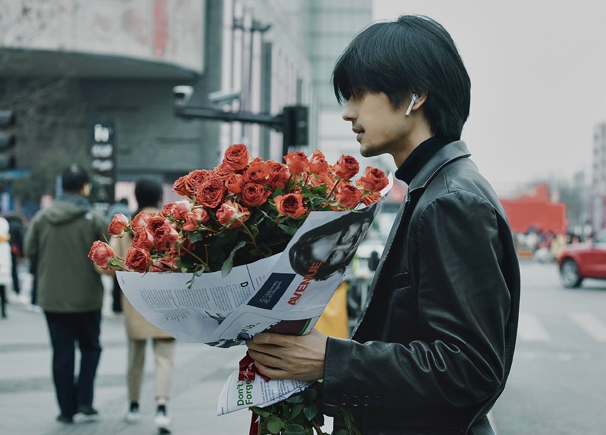 AaronMmjj's tweet photo. Happy Valentine's Day! 🌸😁 https://t.co/ctrbk0WTOn
