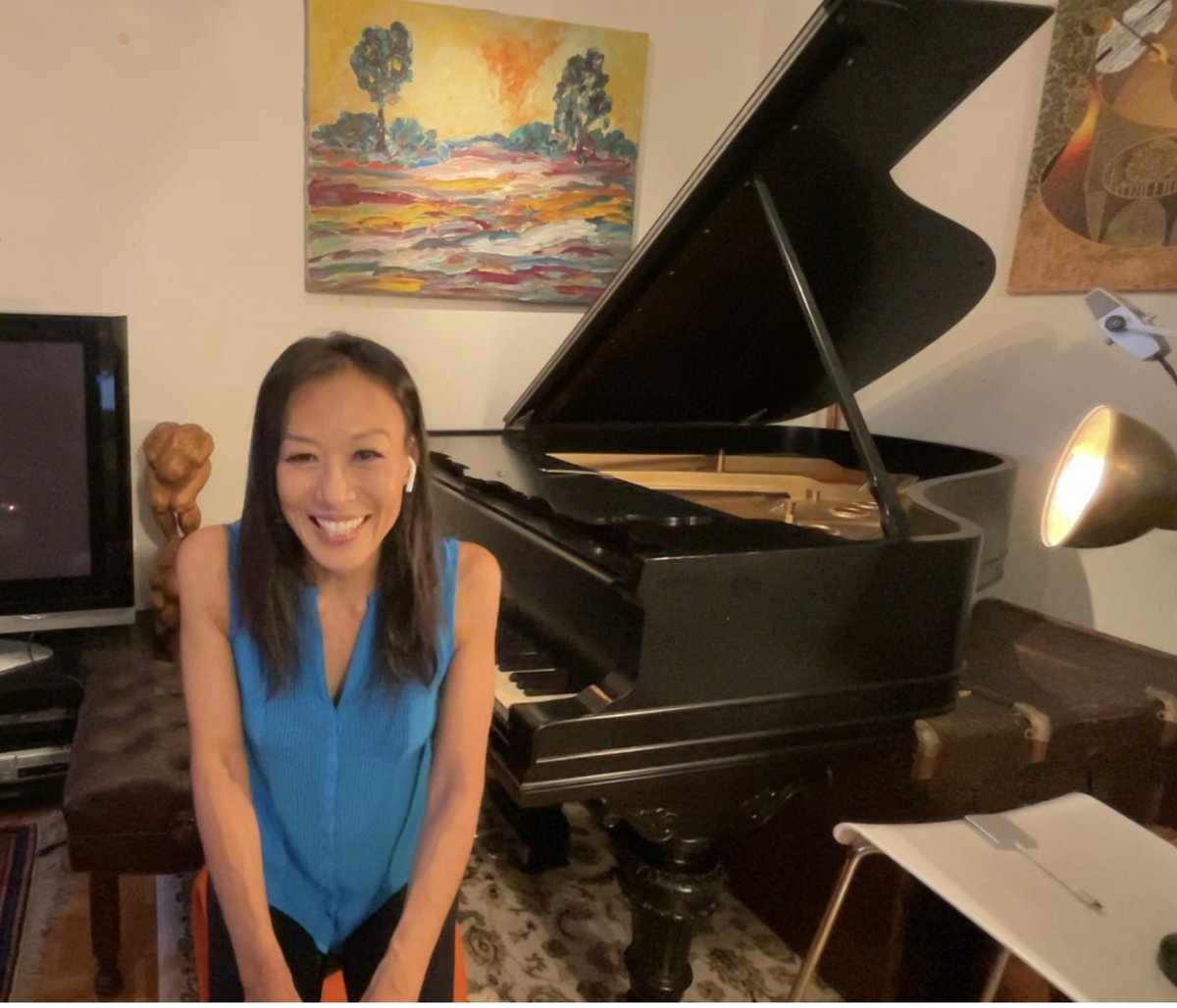 ElaineKwon's tweet photo. Thrilled to bring #SavorYourSenses to #MerrillLynch - online, but in-person Savor experiences will be back soon! #SavorMusicArtMindfulness #LifeChord #PassionHealthPurpose #ThankYou #partnership #collaboration #Gratitude2022 #fun #musicianlife #piano #musicpairing #wellness https://t.co/ISr7wnD62t