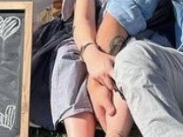 morleyspanda's tweet photo. <their hands33 https://t.co/1KaWoSXcNK
