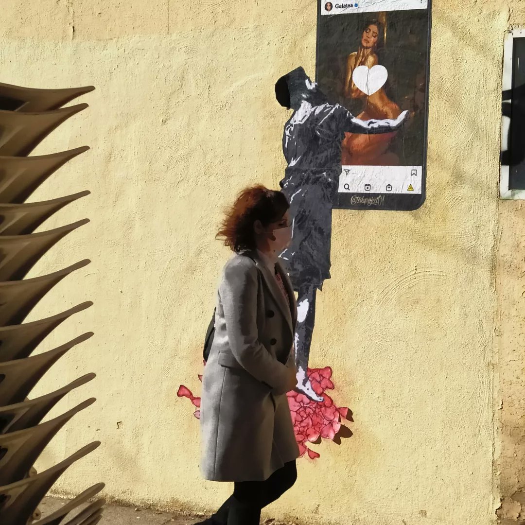 doctrinameinhof's tweet photo. Pigmalión siglo XXI. #StreetArt #madriz #lasnetamorfosis #ovidio #KylieJenner #amorliquido #Sanvalentin2022 https://t.co/23Oll3G1Ng