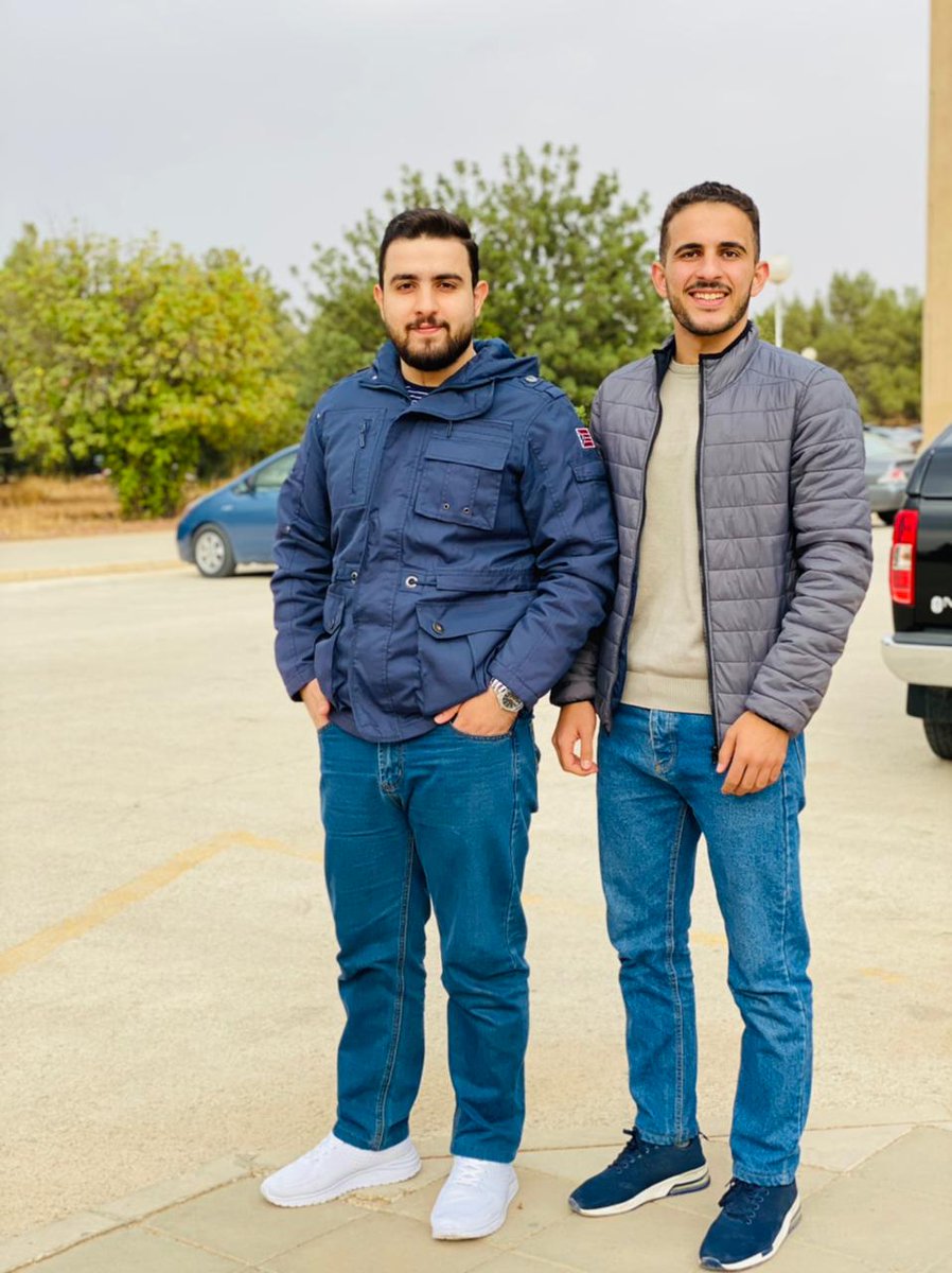 HazaimehSafi's tweet photo. - يجوزُ شرعاً للي عندو عاطفة زايدة بعيد الحبّ إنو يفرغها ع هالصورة .. إينَعم ❤
@abanihani414 https://t.co/Ki9XTkxd4U