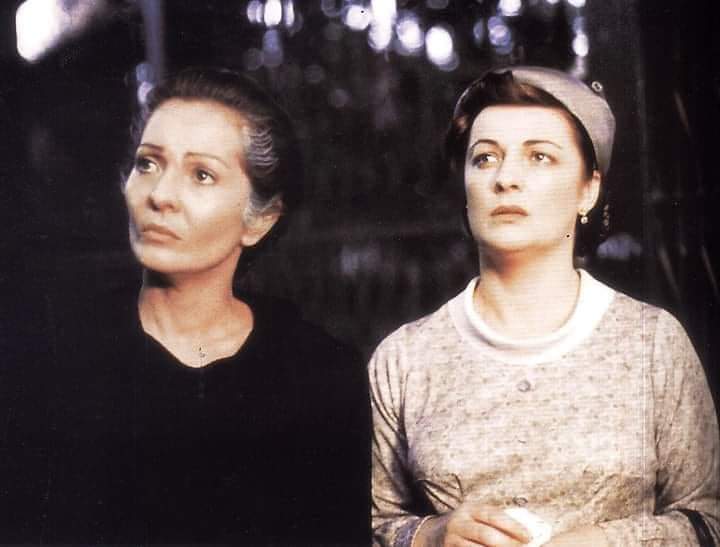 juanborrelli's tweet image. RCTV. 1984. La hora menguada. Dos de las más grandes actrices de la 📺 Venezolana de todos los tiempos. ¿ A tú juicio, quién era mejor ante las cámaras ? Sólo una. Se abre el debate. Ojo la dama de la derecha aún vive y goza de buena salud. Adelante.