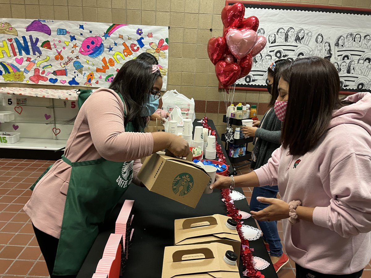 hearnehusky's tweet photo. If coffee gives teachers super powers then our staff is the most powerful staff on this side Hwy 6.  Our baristas did a marvelous job making sure the Hearne staff was charged and ready for a day full of fantastic learning and fantastic teaching. https://t.co/elFWTKifgg