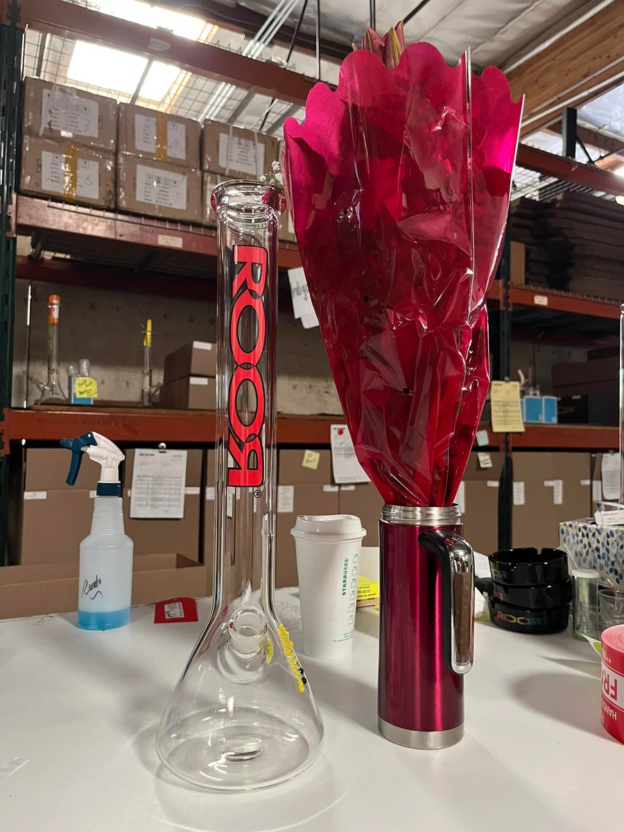 ROOR_OFFICIAL's tweet photo. Happy Valentine’s Day everyone 🧸♥️ https://t.co/q1BtqkQmrP