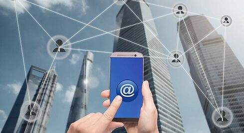 Para investigar y reflexionar:

De acuerdo con un estudio de Greenpeace, si el #internet fuera un país, sería el sexto más contaminante del mundo.
¿La #Tecnología es una aliada o enemiga de la #sustentabilidad?

forbes.com.mx/red-forbes-tec…