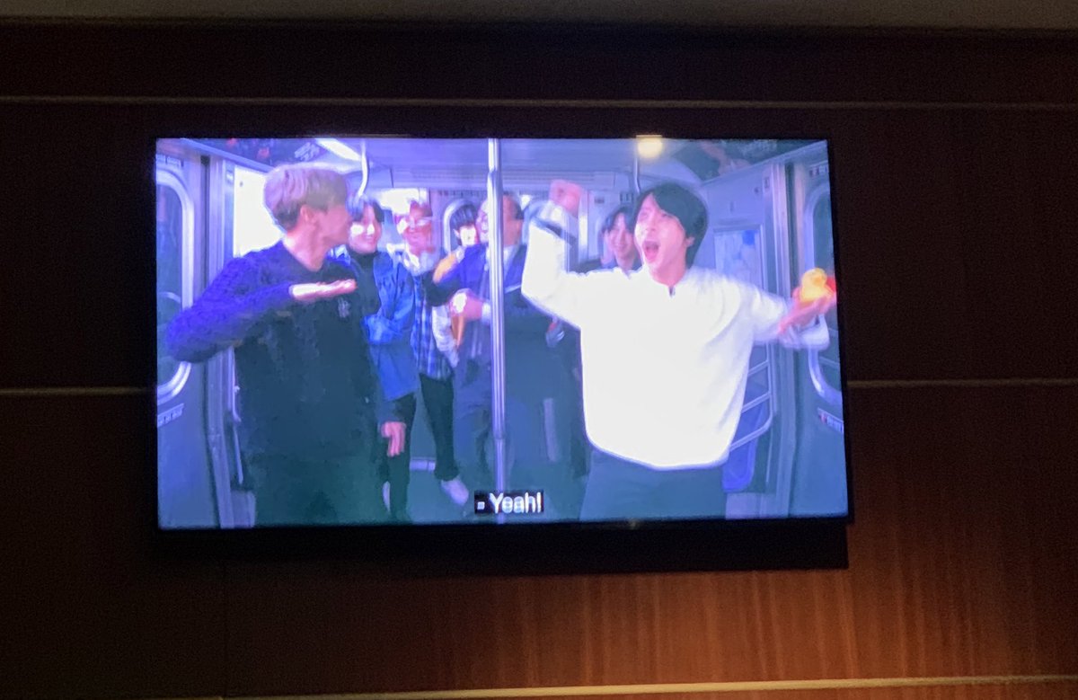 HonSoolRapper's tweet photo. Look who I’ve found! Walking in for #jimmyfallonride @UniversalORL my boy friends were on the screen!!! Someone called out #BTS but I was busy taking pics!!! #HappyValentinesDay to me!!! https://t.co/u4b71OQg7S
