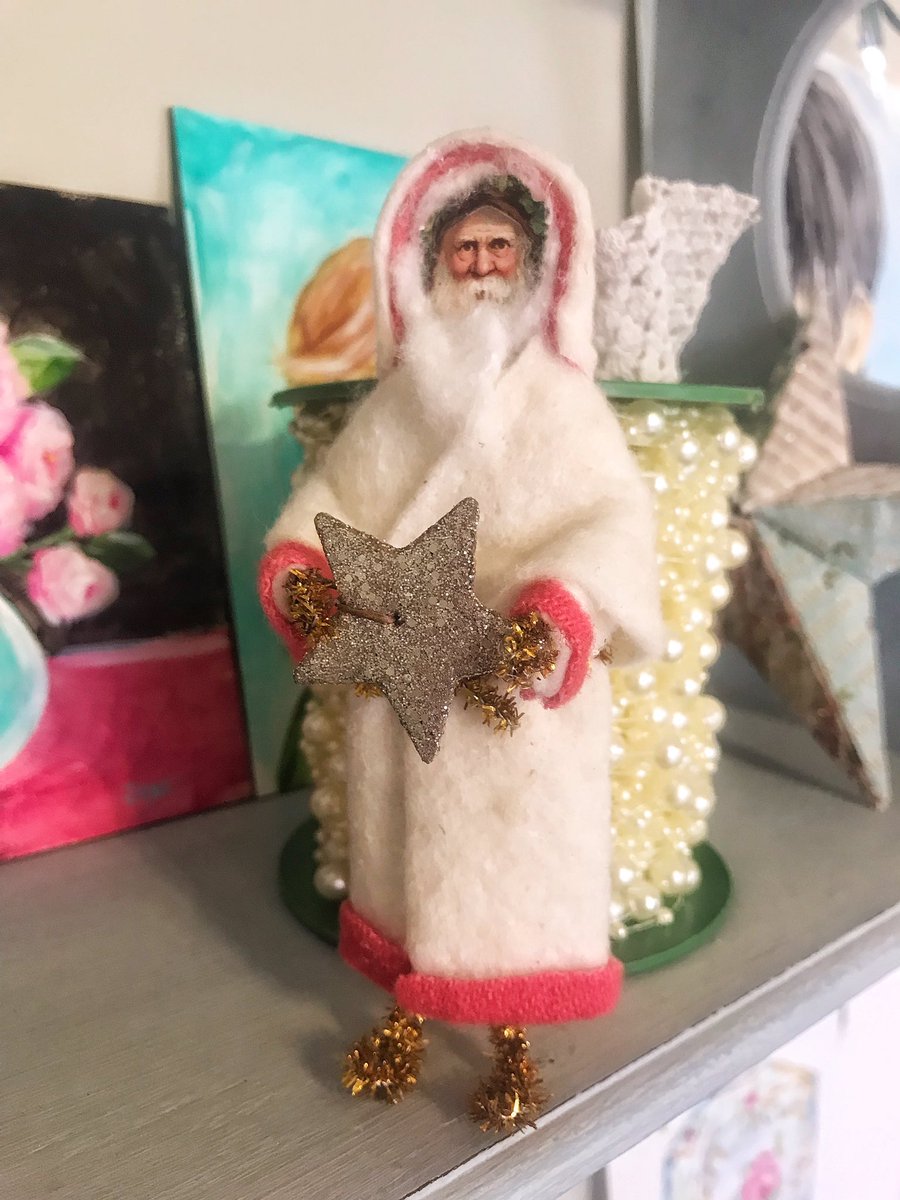 theemptynest's tweet photo. I know.. I know, Christmas is over, I get it! But I’m just having so much fun creating these little vintage style cotton batting Santa’s🎅🏻🎅🏻🎅🏻
#imakestuff #christmas #santa #vintage #Victorian #cottonbatting https://t.co/QNbnpj1eYr
