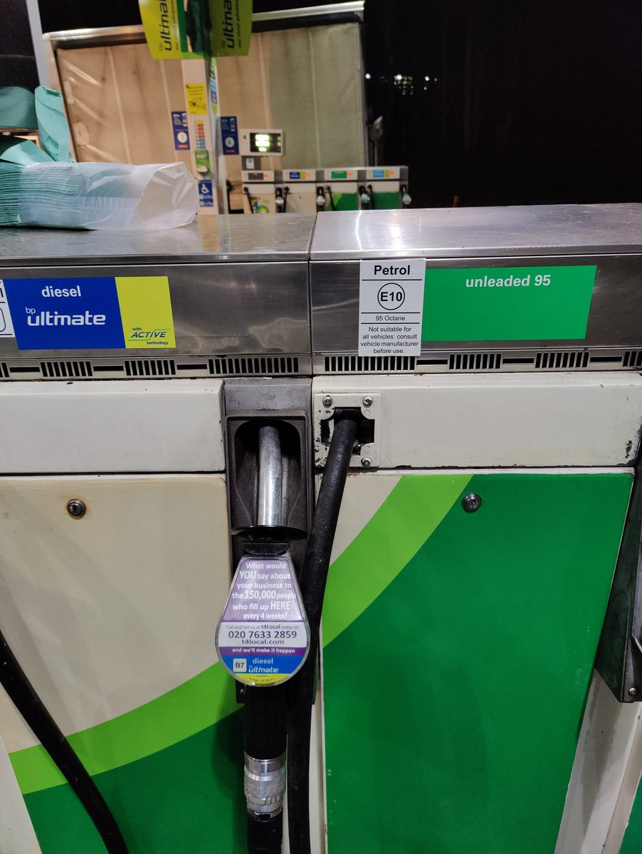 Miss_McF's tweet image. I&apos;m sorry, but I can&apos;t be the only one who can see this is a disaster waiting to happen @bp_UK?! #GraphicDesignMatters