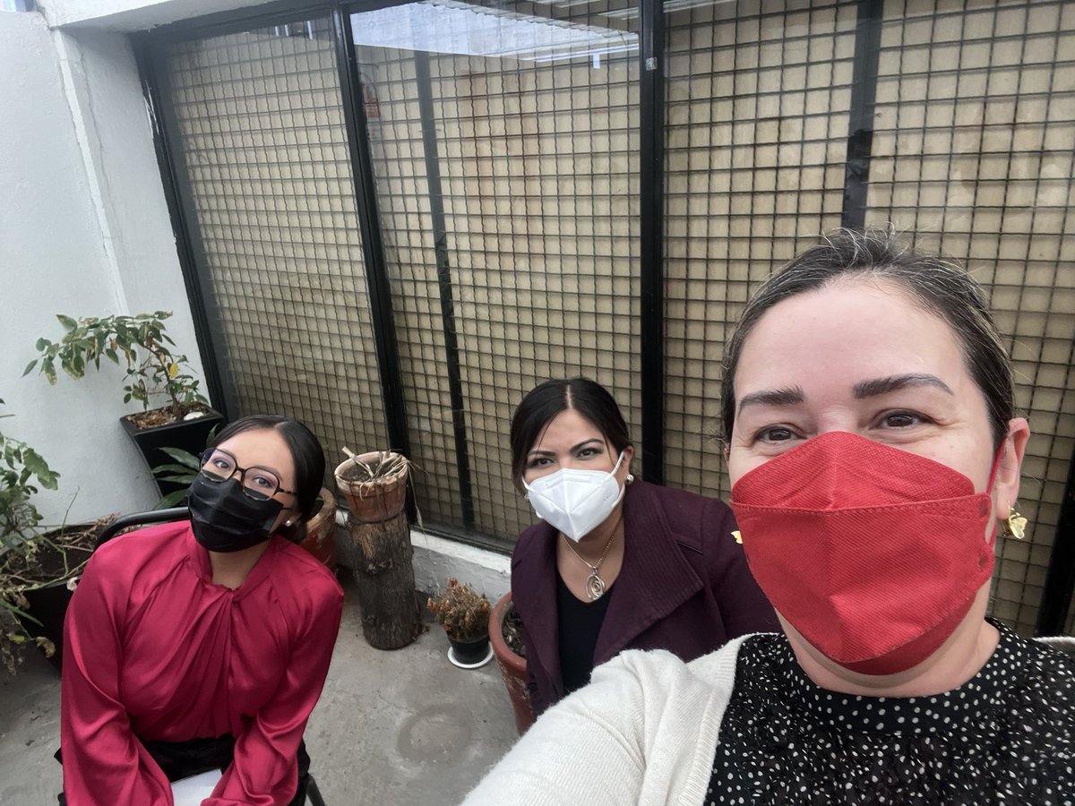 Feliz Día! Les deseamos el equipo @FEDESSP Con <a href="/agusaviles1/">Agustín Avilés</a> <a href="/MarlaFedessp/">Marla Garibay</a> <a href="/ELYMMFEDESSP/">ElyMM-FEDESSP</a> <a href="/PaulinaValver17/">Ingrid Paulina</a> <a href="/Maggye24/">Magali García</a> <a href="/palomitarelowde/">María</a> <a href="/valenzo14/">Otilio Valenzo Romero</a> <a href="/CarlosCruzCas11/">Carlos Cruz Castelán</a> <a href="/marudavalos29/">Maru Dávalos</a> 🎂