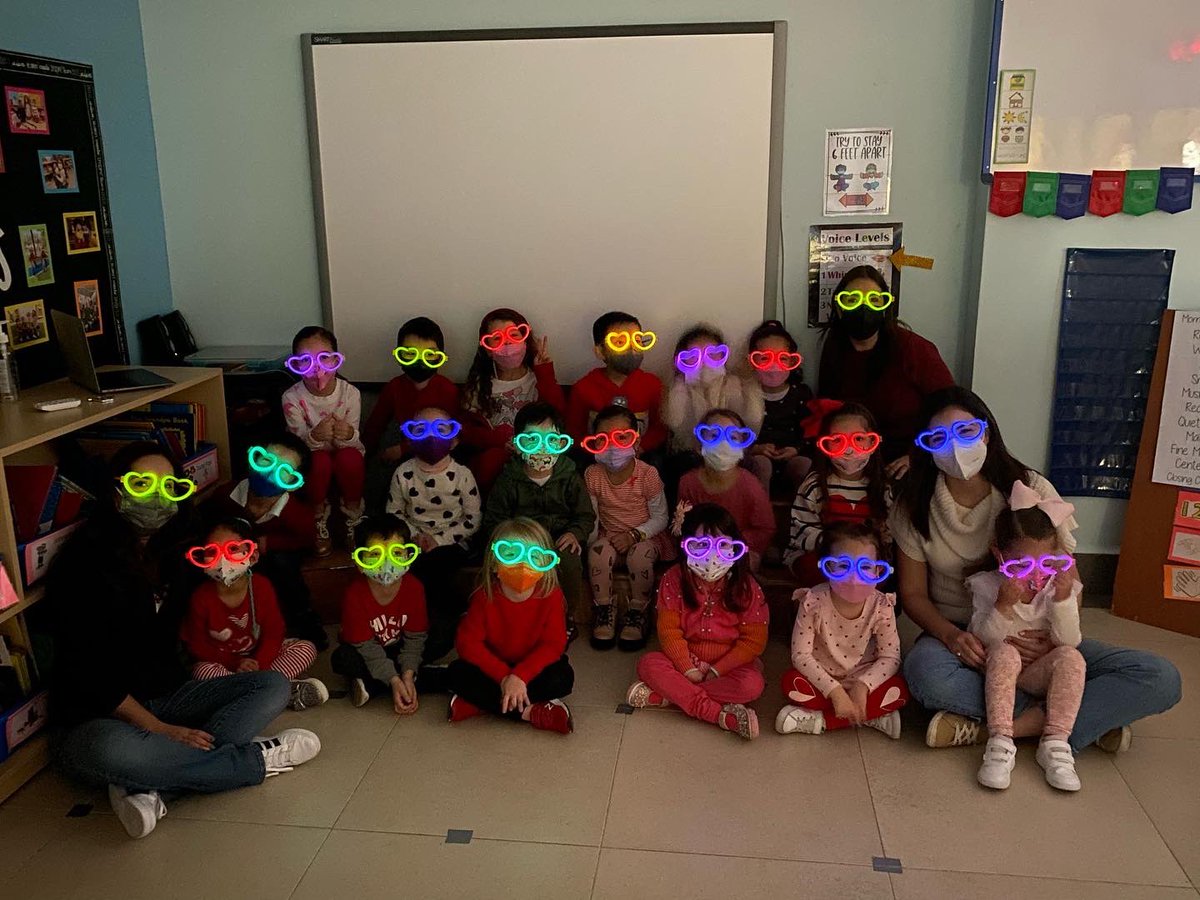 Katia Azuela tweet media