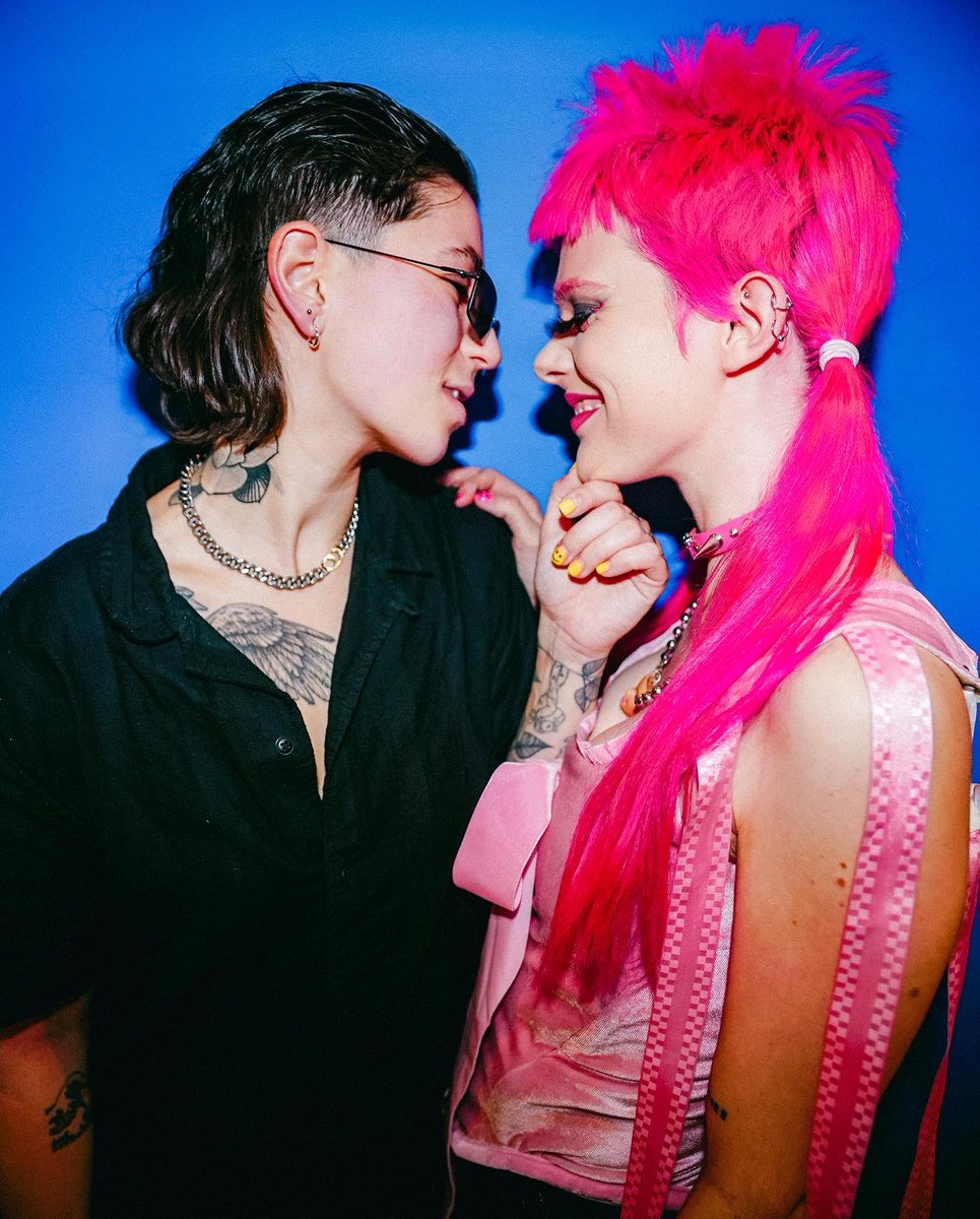 girlimusic's tweet image. when i was a little girl 
all the books on all the shelves
told me i wanted a prince
while Jasmine was dreaming of Aladdin 
i was more into Marianne 
Ariel got Eric i want Erica ♥️ 

photo of me &amp;amp; my valentine by @ElaireCreates