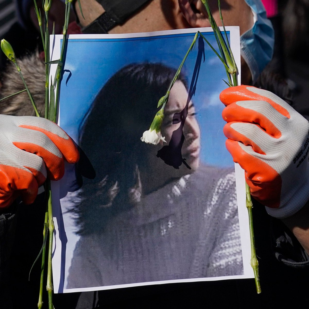ajplus's tweet photo. A man was charged with murder for the killing of a woman in NYC's Chinatown. #ChristinaYunaLee was 35.

Assamad Nash allegedly killed Lee after following her into her apartment. Anti-Asian hate crimes in NYC rose 361% in 2021. NYPD has not yet listed the killing as a hate crime. https://t.co/DGDEqGUDL6