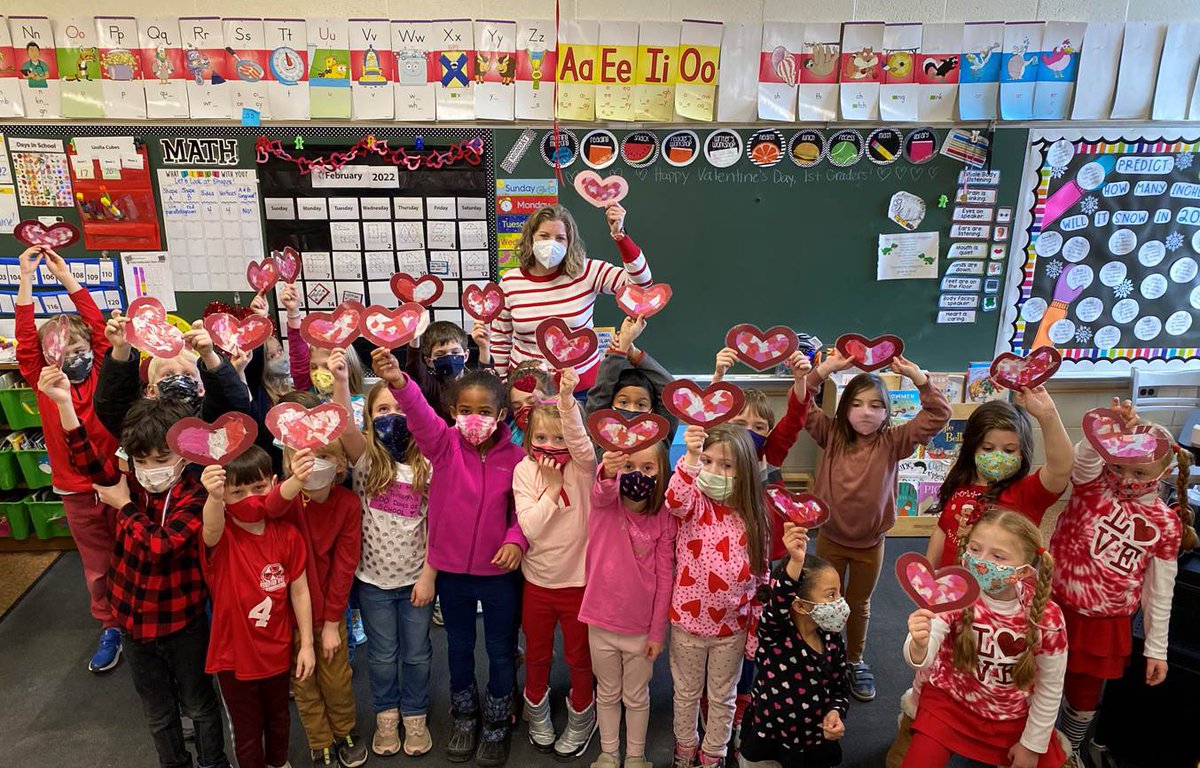 It’s random acts of kindness week! Today we are spreading the love and giving extra compliments! ♥️💜💚<a href="/MegHallengren/">Meg Hallengren</a>