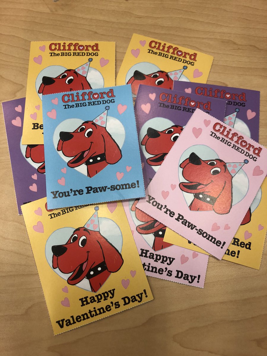 Library_SBE's tweet photo. @SBEBears celebrating Clifford’s birthday! @SBISDLibraries #sbisdreaders https://t.co/2G36wHYBO4