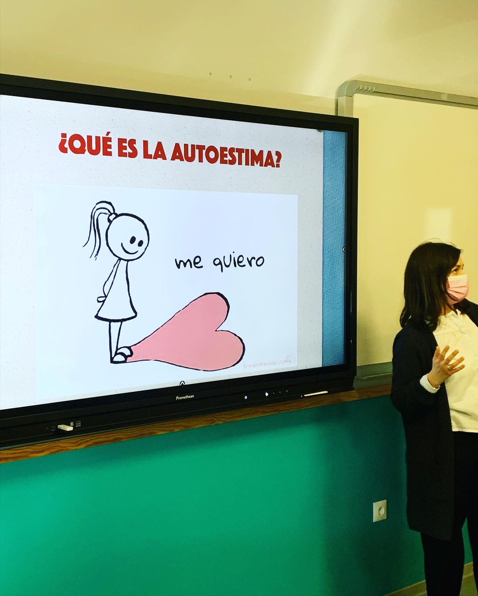 IES_JaneGoodall's tweet photo. Hoy nuestros alumnos de 3ºESO han tenido un taller de emocional y mejora de la autoestima impartido por las psicólogas Mayte Valbuena y Diana Plasencia, promovido por el AFA. https://t.co/UFYeysCyDq
