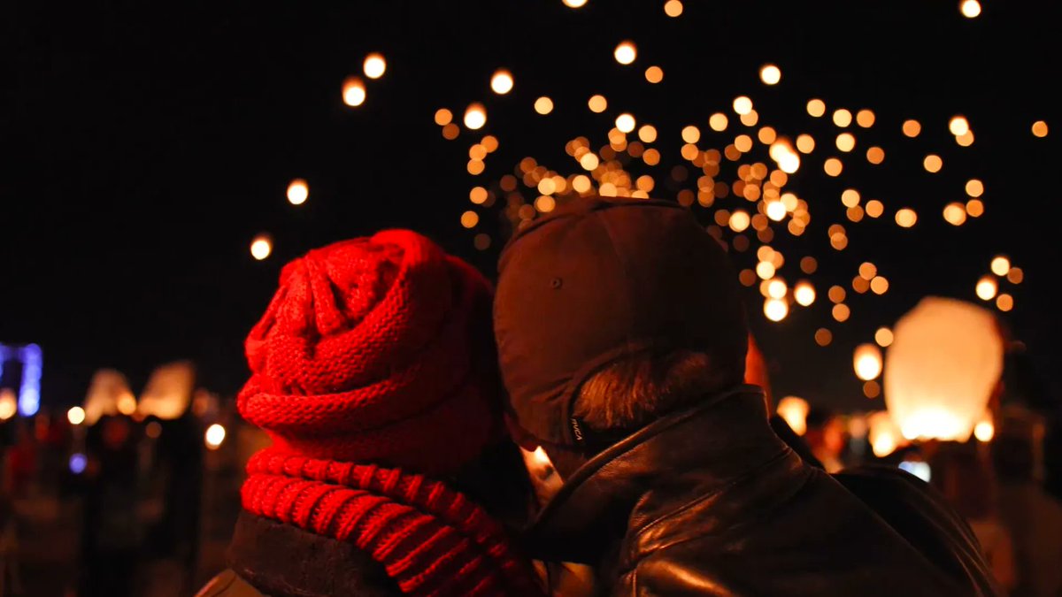 𝓗𝓪𝓹𝓹𝔂 𝓥𝓪𝓵𝓮𝓷𝓽𝓲𝓷𝓮𝓼 𝓓𝓪𝔂 😍

The most romantic gift is here: The Lights Fest tickets!

Sales will go live TOMORROW AT 8PM for the following areas:
-Houston   -NYC/Jersey/Philly    -Austin   -Dallas

Mark your calendar, we sell out fast 🎟️
buff.ly/3cORLBF