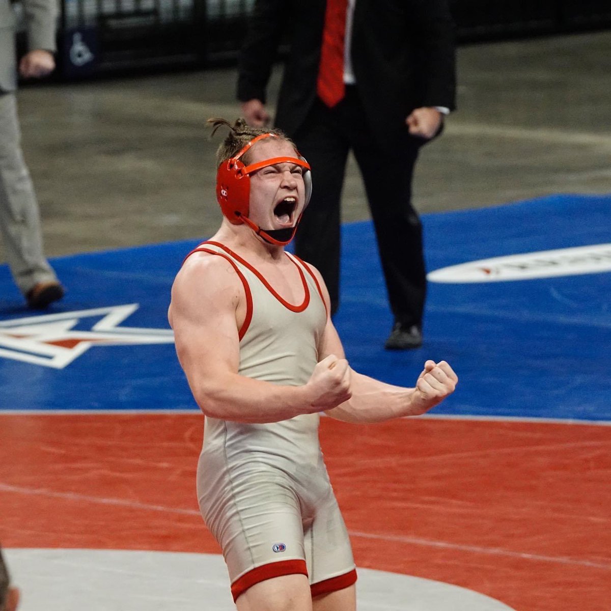C-courage H-honor A-attitude M-motivation P- perseverance I-integrity O-optimistic N-necessary #CHAMPION #AHSAA <a href="/hunterjones_01/">Hunter Jones</a> <a href="/HewittAthletics/">Hewitt-Trussville Athletics</a> <a href="/ironcladWC/">Jake Elkins</a> <a href="/HewittWrestling/">Hewitt Wrestling</a> <a href="/SeWrestle/">SEWrestle</a> It’s almost time to defend that title…