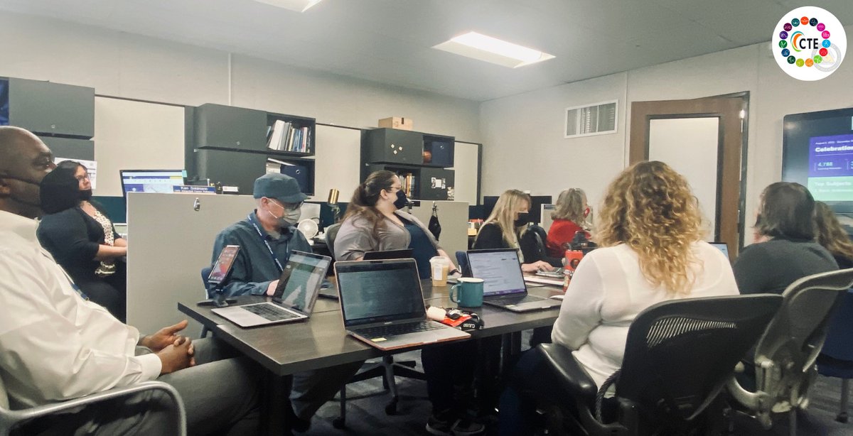 CJUSD Ed Services 7-12 engaging in an informative Paper.co Meeting! Need a Paper refresher? Paper is a 24/7 tutoring service FREE for all students! Support, however &amp; whenever you need it!. Students can access Paper through launchpad.classlink.com/cjusd
#CJUSDcares